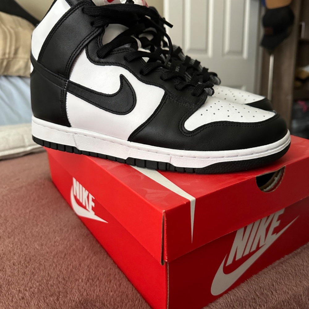 Nike Panda Dunks - High - Picture 3 of 5